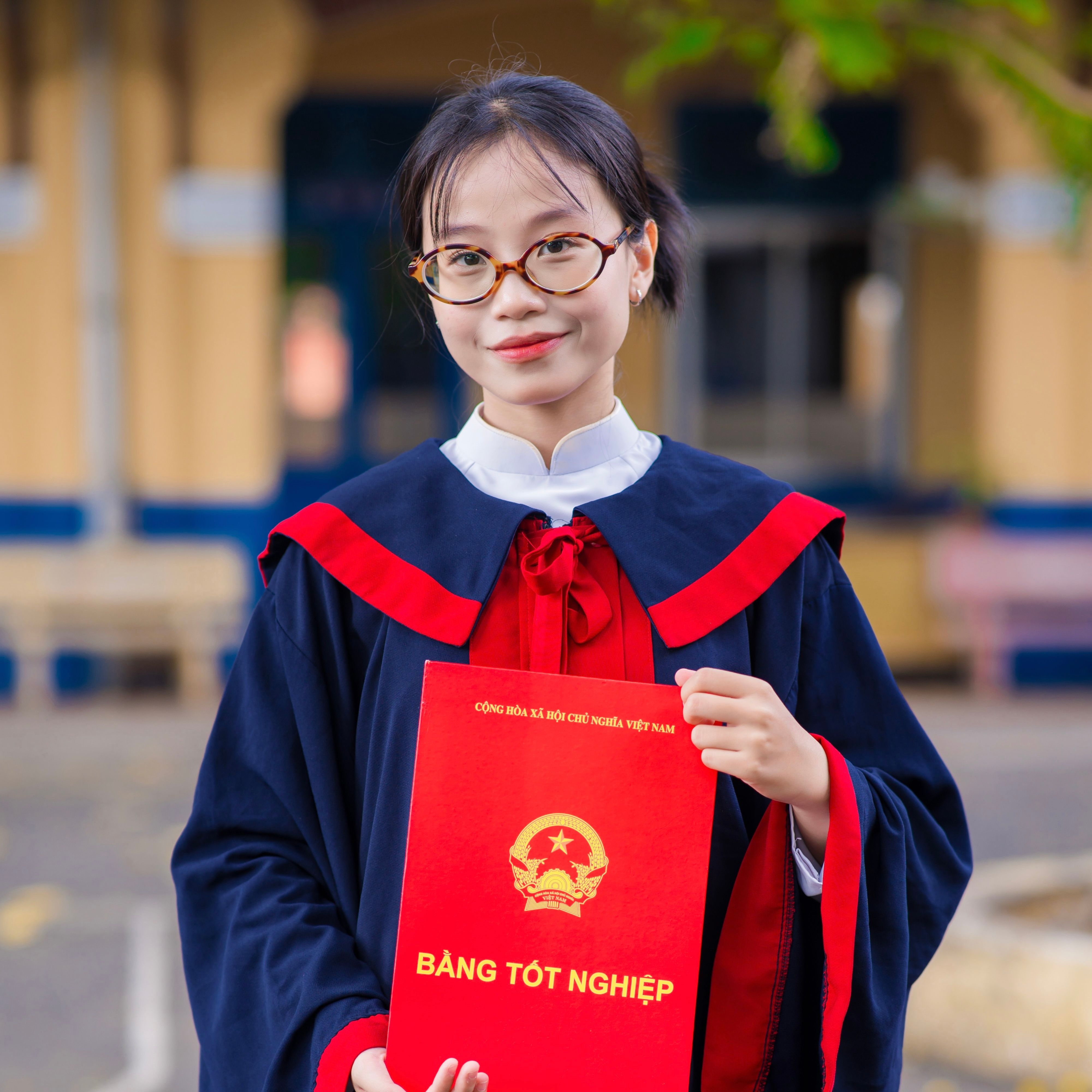 Tất Hiểu Linh